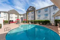 Super 8 by Wyndham - Mesa/Gilbert - piscina