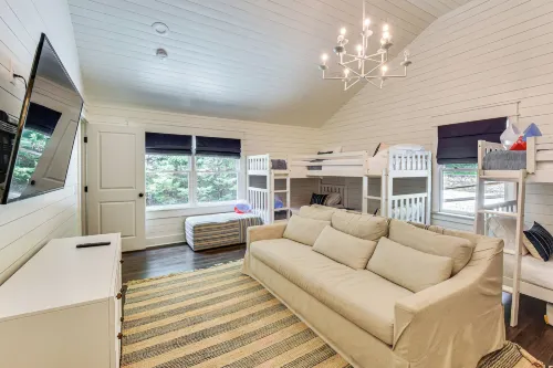 The Ultimate Luxury Retreat on Lake Burton! - 3-Star