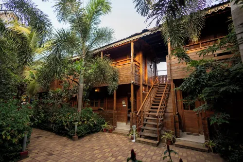 Grand Vatika Resort