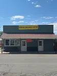 The Alpine Motel - parking