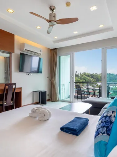 รูปภาพของPrivate apartment with ocean view in Karon