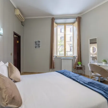 Portafortuna Guesthouse - Close to Colosseum