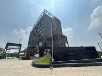 Ramada Encore by Wyndham Ayodhya Takpura - New