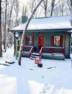🌟Cozy mountain cabin with fast Wi-Fi🌟 - Alppimaja