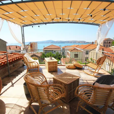 Lunaria Guest House