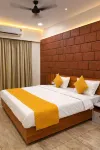 Anandi Hotel Guhagar - balcony