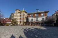 City Hotel Miskolc - Bãi đậu xe