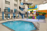The Atlas° Hotel - Kolam Renang