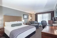 Sandman Hotel Vernon - 3-Star