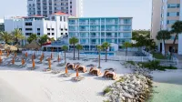Dolphin Sands Clearwater Beach, Ascend Hotel Collection - parking