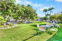 Coconut Cay Resort - Swimmingpools