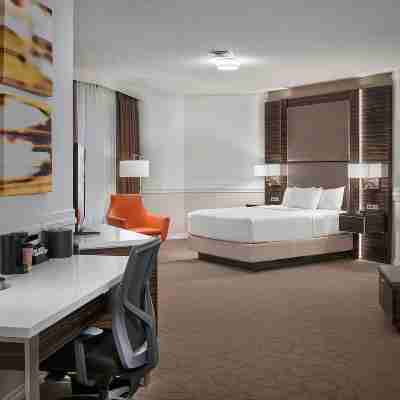 Delta Hotels Edmonton Centre Suites Rooms