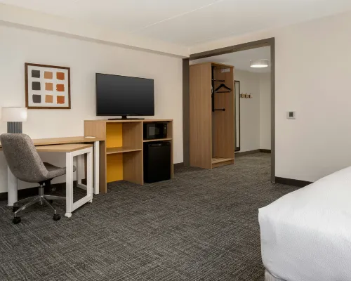 Spark by Hilton Toronto Airport Hotels near Malton