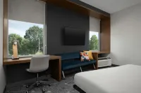 Aloft Hillsboro-Beaverton - Parkplatz