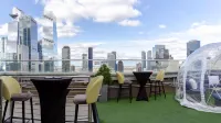 Double Tree by Hilton New York Times Square South - bar