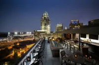 Residence Inn Cincinnati Downtown/The Phelps - bar