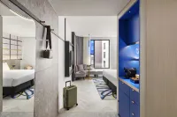Hotel Indigo Melbourne Little Collins by IHG - balcony