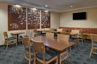 TownePlace Suites by Marriott Fayetteville Cross Creek - Wifi
