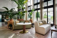 Mondrian South Beach - Luxury