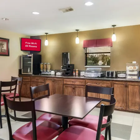 Red Roof Inn Conroe North - Willis