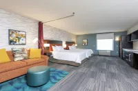 Home2 Suites by Hilton Appleton - Pysäköinti