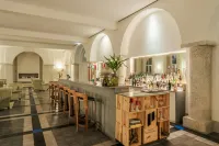 Pousada da Serra da Estrela – Historic Hotel - parking