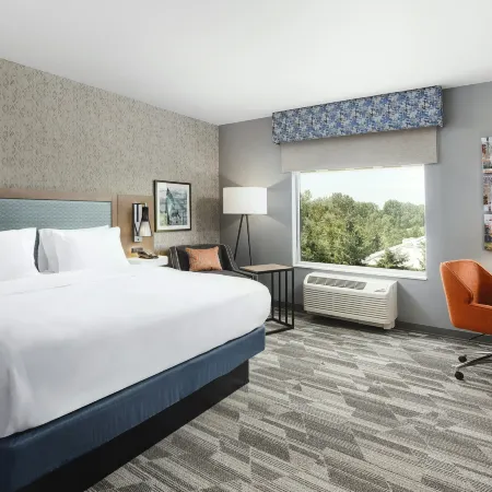 Hampton Inn by Hilton Bellingham Airport
