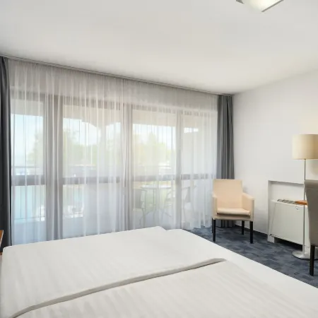Hotel Yacht Wellness & Business