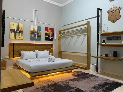 Omah Tentrem By Slow Living - parking
