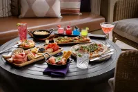 Sky Rock Sedona, a Tribute Portfolio Hotel - Breakfast