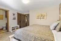 Cozy Lake Front Cabin23, Resort Pool,HotTub,Fire Pit,Kayaks,Pickle Ball,Trails!! - 샬레 호텔