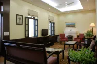Alasia Hotel - 3-Sterne