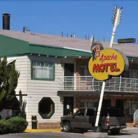 Apache Motel