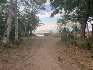 Indigenous Drake Cabins