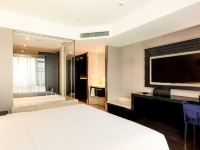 桔子水晶广州白云机场酒店 - 高级大床房