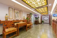 Qinfu Hotel（Beijing Nanluoguxiang Houhai）