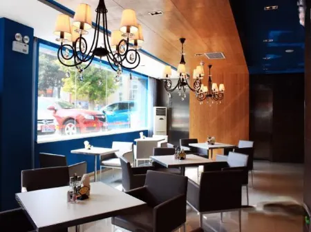 Bestay Hotel Express (Wuhan Wuchang Railway Station) Отели рядом со станцией Wuchang Railway Station