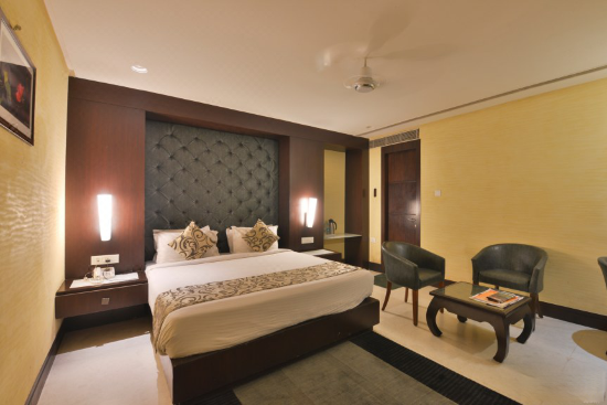 Hotel The Golden Oak Raipur Updated 2021 Price Reviews Trip Com