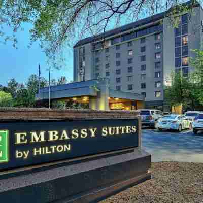 Embassy Suites by Hilton Nashville Airport Hotel Exterior