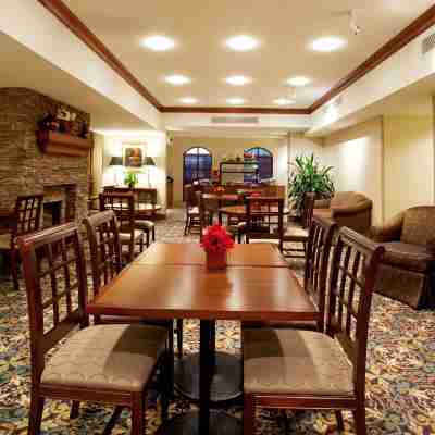 Sonesta ES Suites Baton Rouge University at Southgate Dining/Meeting Rooms