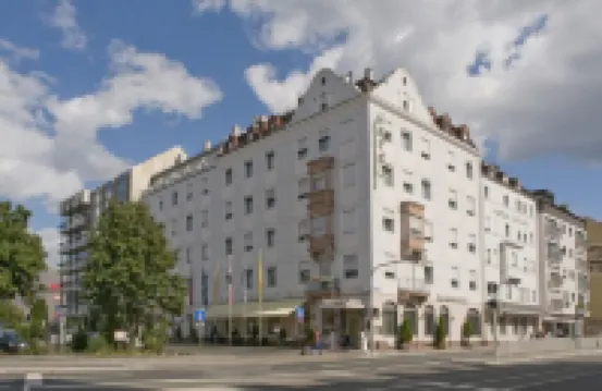Ringhotel Loew's Merkur Отели в г. 