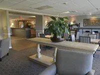 The Madison Inn Hotels near Gaiser Conservatory