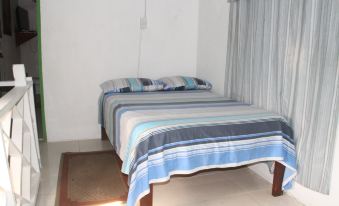 Room in Apartment - Green Sea Villa Helen Inn Located at Kilometer 4 Circunvalar
