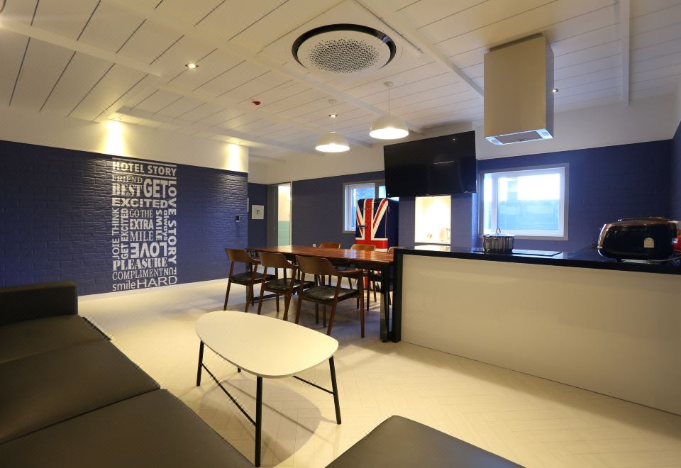 3. (주)호텔스토리..