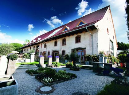 Hotel Gaststätte Rainhof Scheune