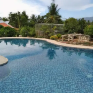 Paradise Oasis Mountain Resort