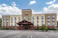 Comfort Suites - 2-Star