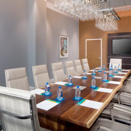 Hotel Indigo GAINESVILLE-CELEBRATION POINTE by IHG