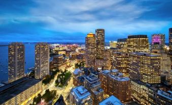 Bedrooms Near Fenway & Downtown Boston