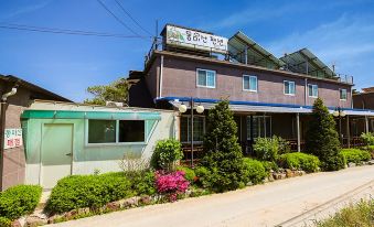 Hwaseong (Jebudo) Dongmisan Pension